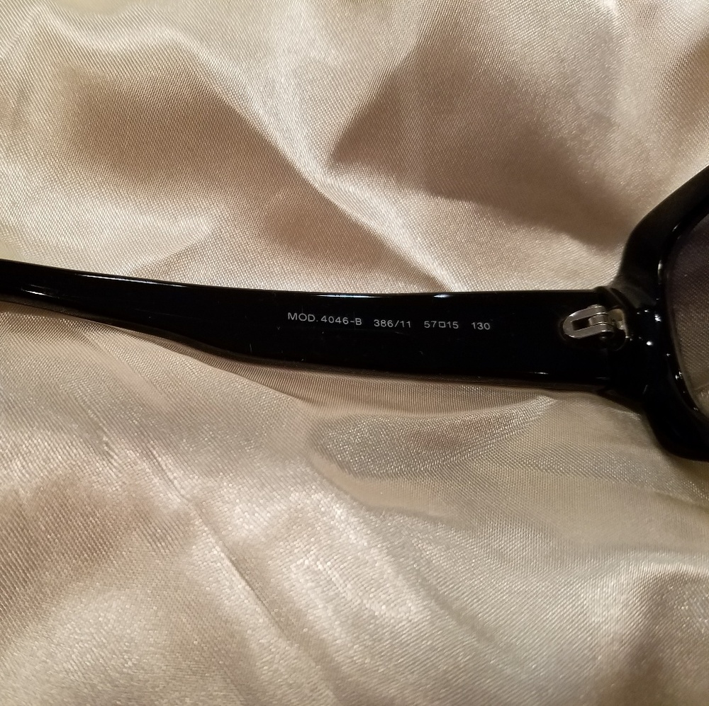 Versace sunglasses - Picture 4 of 4